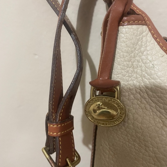 Vintage Dooney & Bourke Handbag - Picture 4 of 9